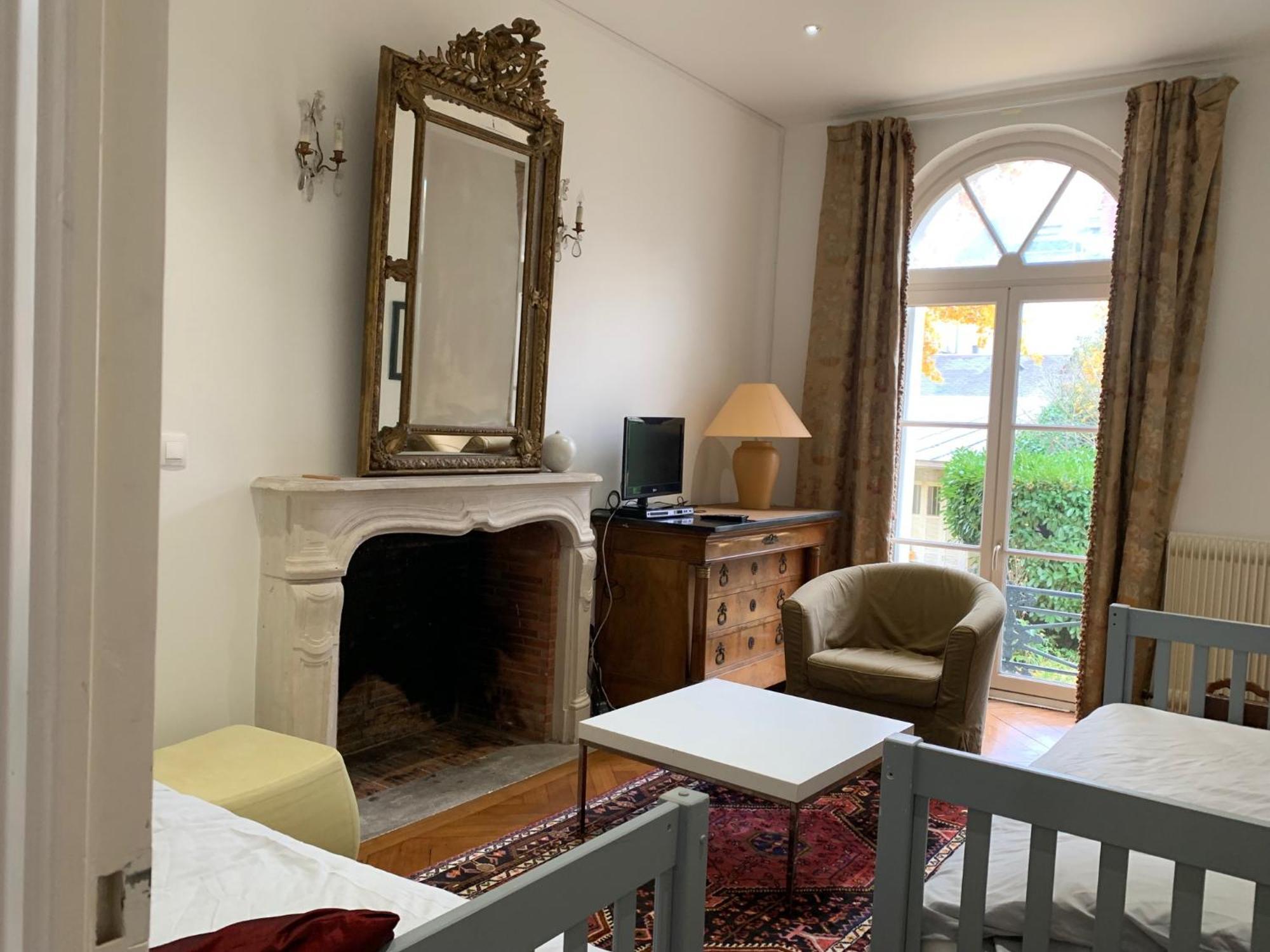 A L'Abri Du Ginkgo Apartment Tours Bagian luar foto