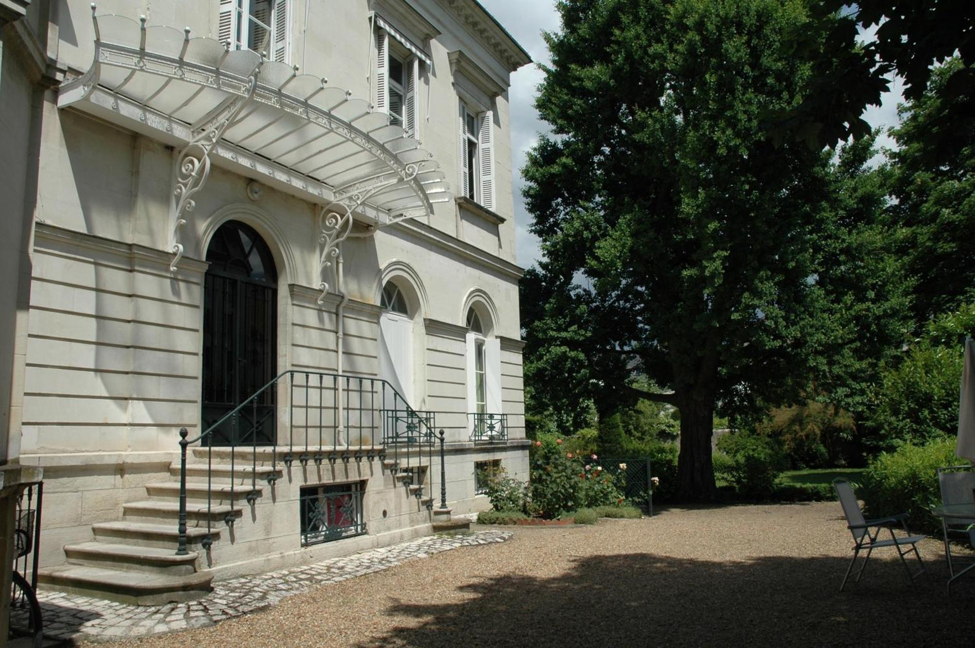 A L'Abri Du Ginkgo Apartment Tours Bagian luar foto